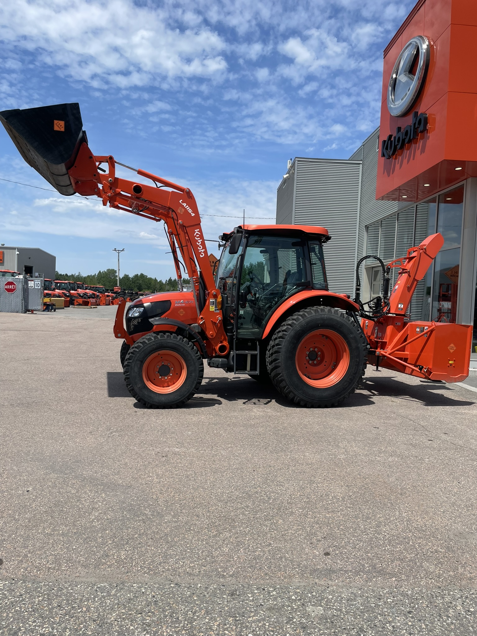 Kubota M4D-071 HDCC12 (2023)