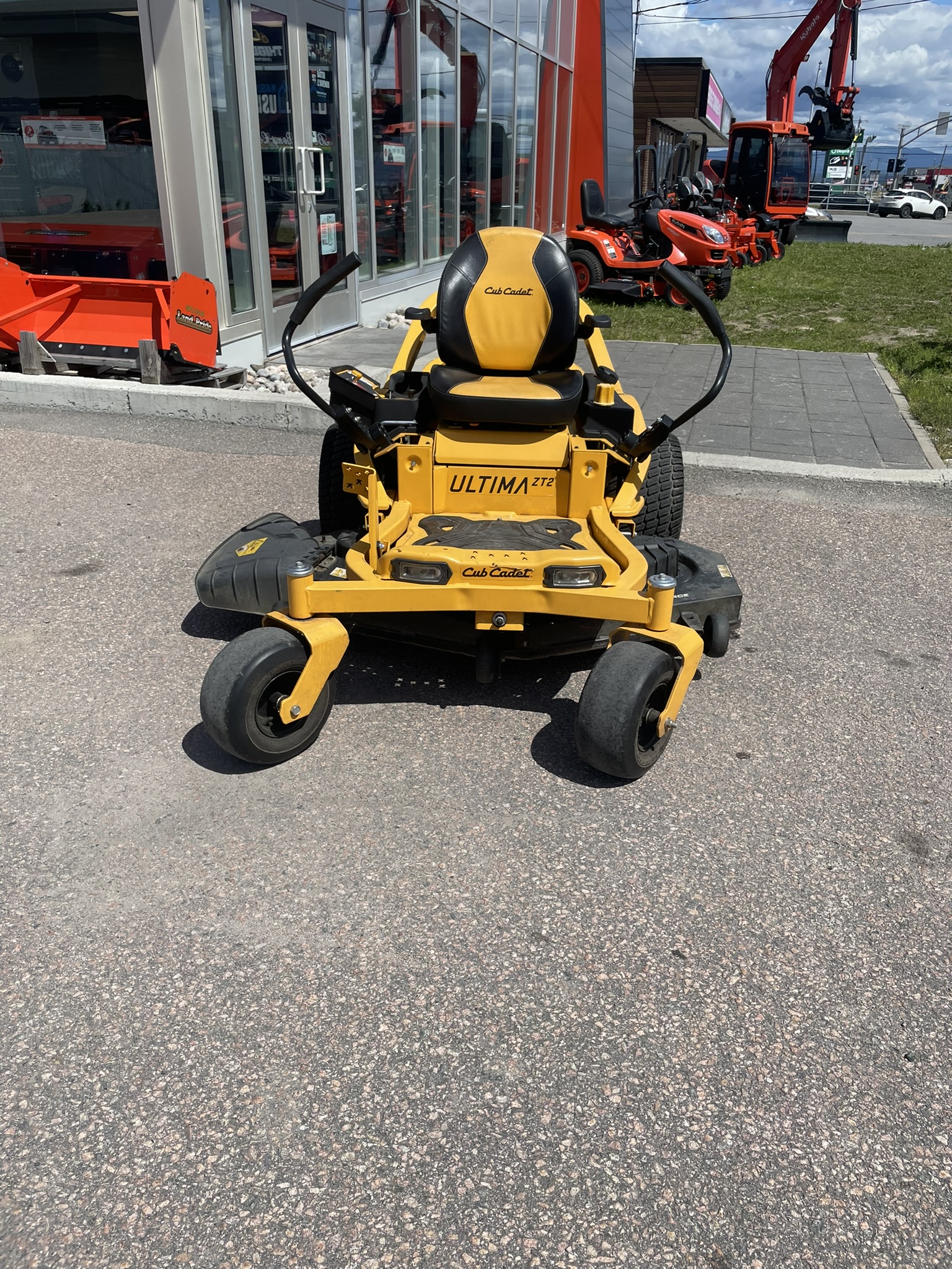 Cub Cadet Ultima ZT2-54 (2024)